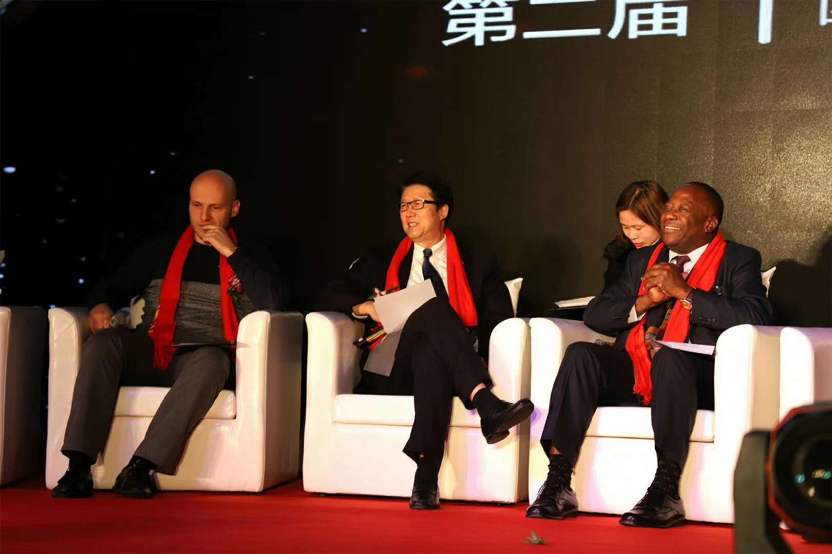 地球村专业翻译公司