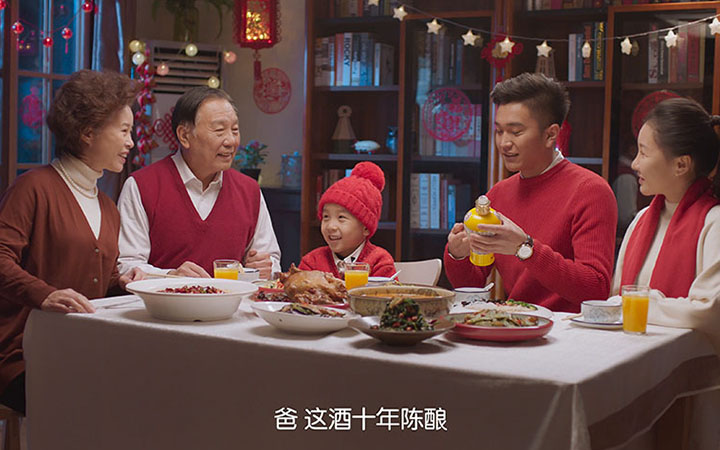 成都鑫光璀璨文化傳媒有限公司