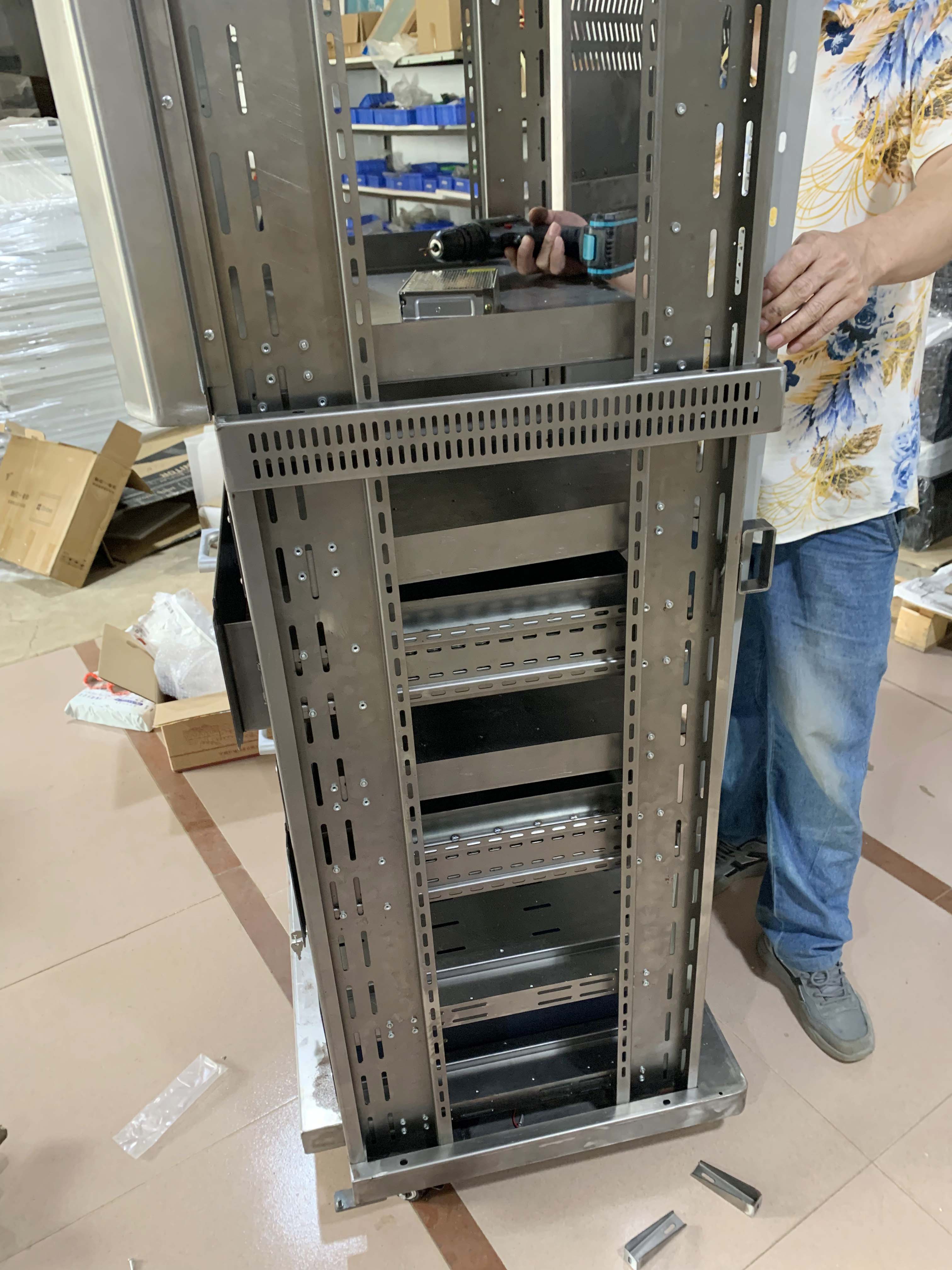 浪尖工业设计  智造创新工厂