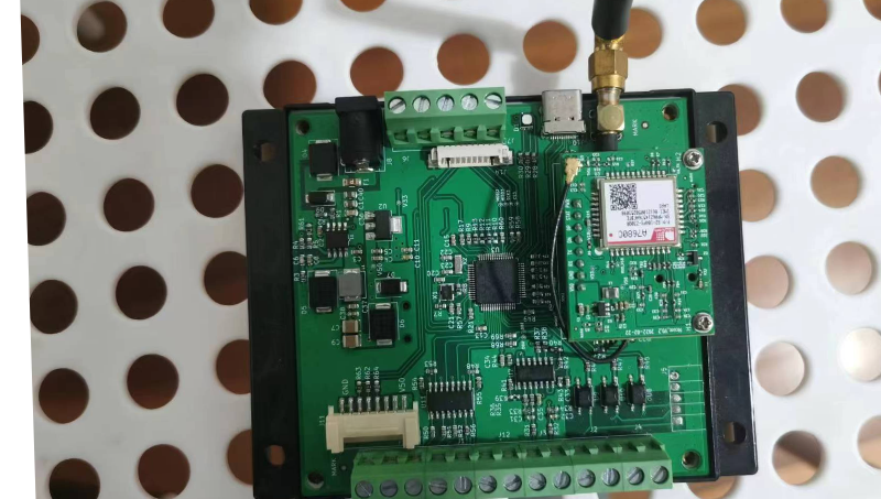 基于stm32多功能工業(yè)網(wǎng)關(guān)