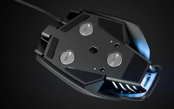 鸭嘴兽20年实体公司百人团队