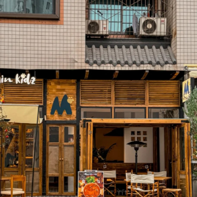 商鋪門頭裝修，餐飲街鋪舊樓外立面改造