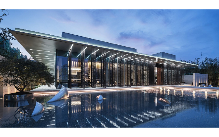 鸭嘴兽20年实体公司百人团队