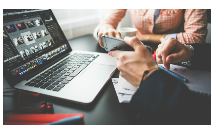 鸭嘴兽20年实体公司百人团队