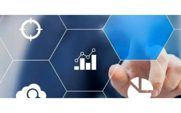 鸭嘴兽20年实体公司百人团队