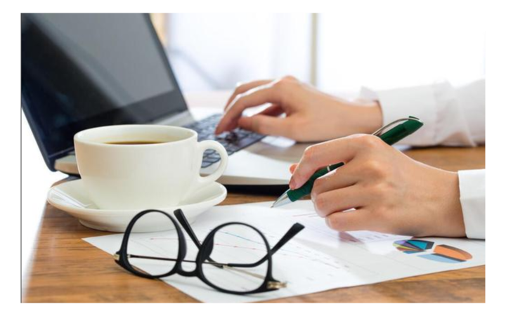 鸭嘴兽20年实体公司百人团队